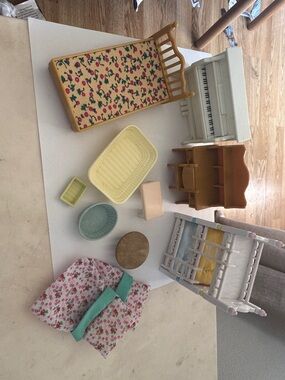 Kids Dollhouse Furniture Set - Floral Yellow & White Accessories